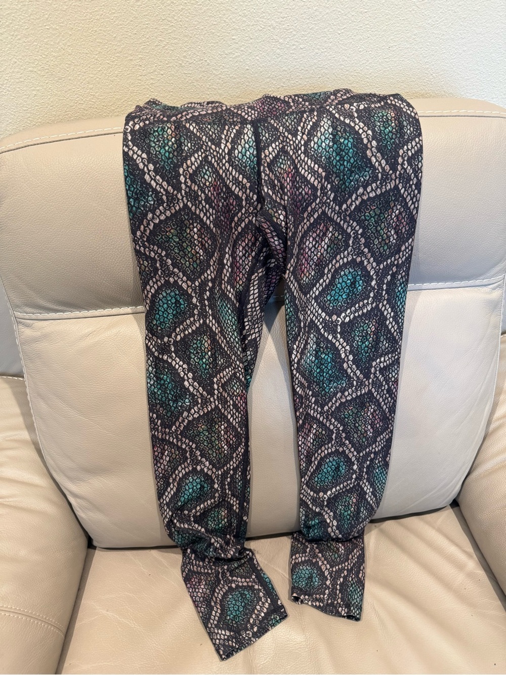 Niyama Sol Teal and Black Snake-Print Leggings